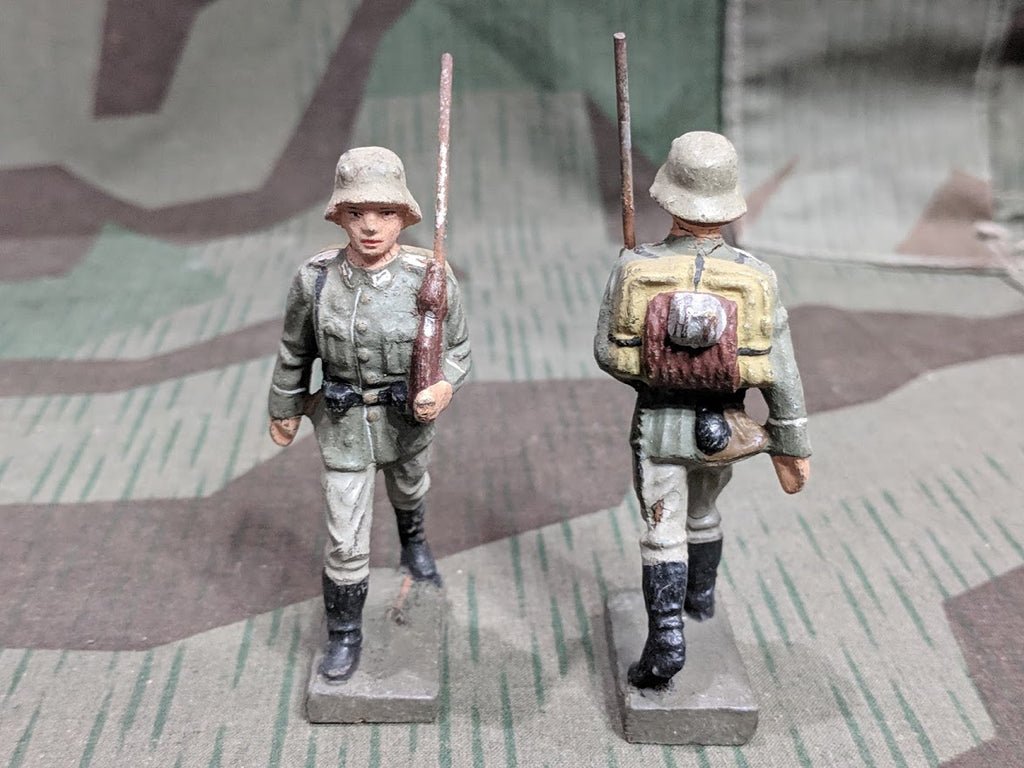 Lionel Elastolin Composition Toy Soldiers Figures — image 3