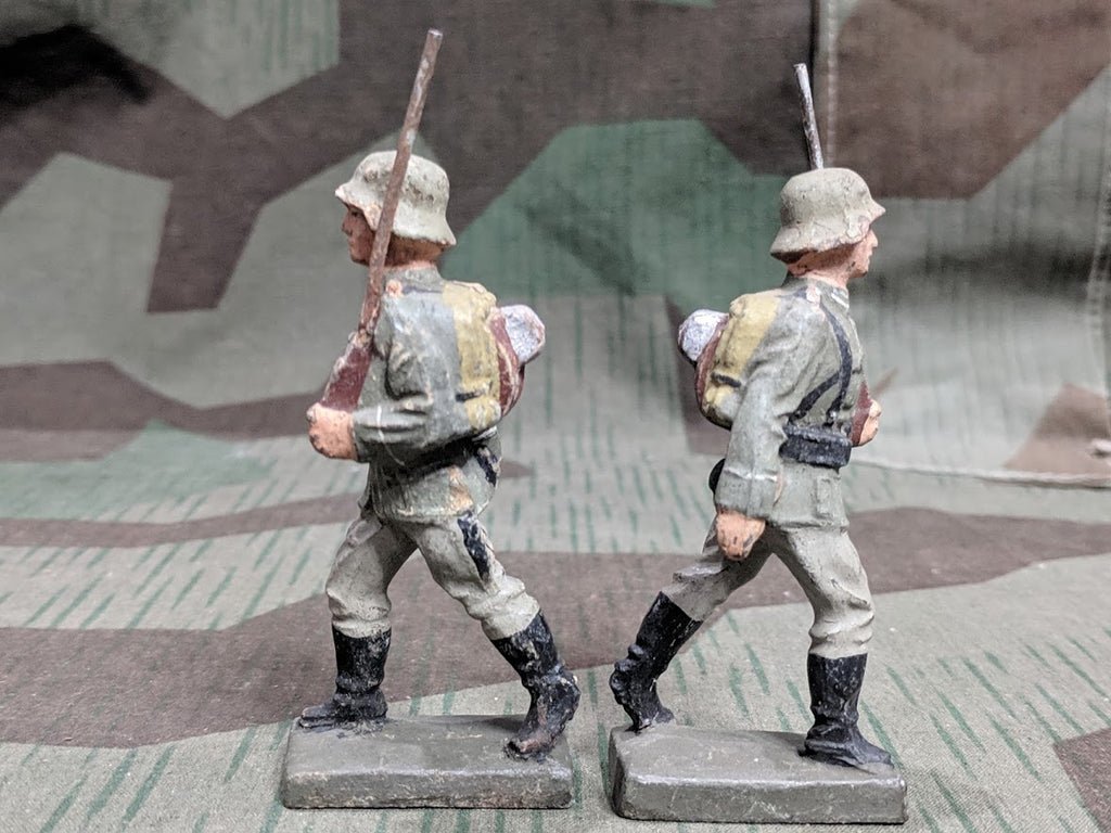 Lionel Elastolin Composition Toy Soldiers Figures — image 4