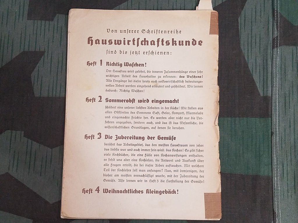 1935 Weihnachtliches Kleingebäck Christmas Cookbook — image 5