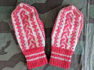 Red and White Knit Mittens