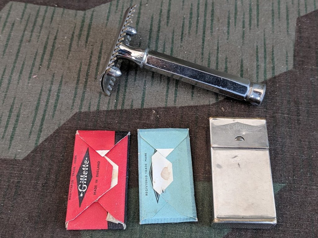 Gillette Razor in Box — image 4