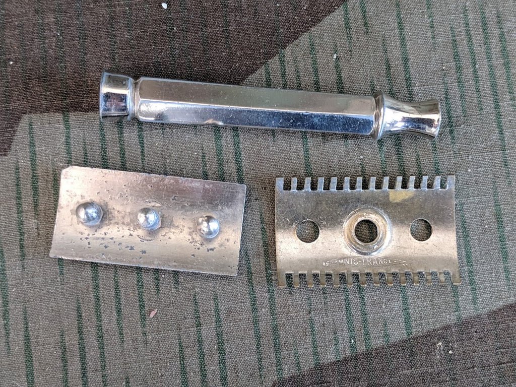 Gillette Razor in Box — image 7