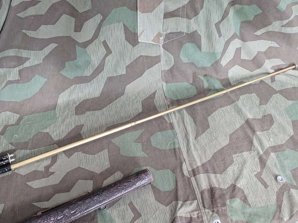 Period ROTÜ Camera Tripod — image 7