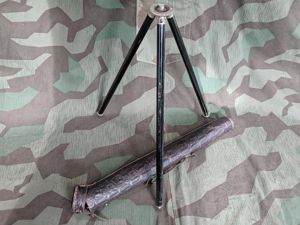 Period ROTÜ Camera Tripod