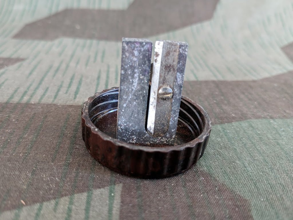 Dux Bakelite Pencil Sharpener SSC — image 6