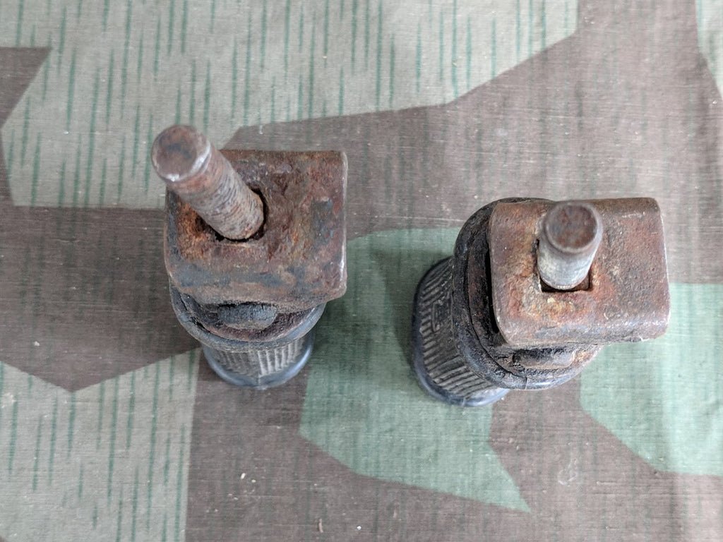 Period Denfeld Folding Foot Pegs — image 3