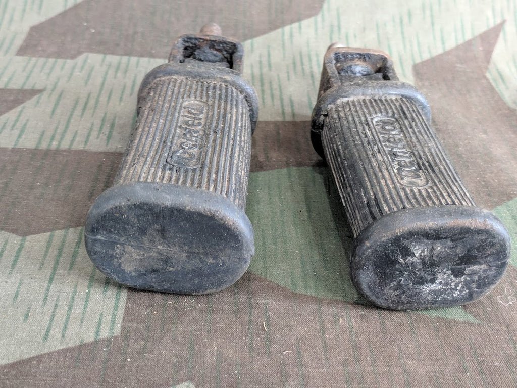 Period Denfeld Folding Foot Pegs — image 4