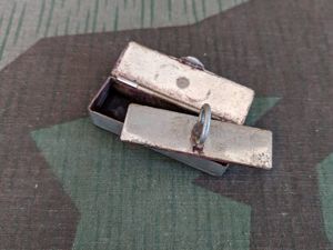 Small Stamp and Stamp Pad 'Nicht bezahlt'