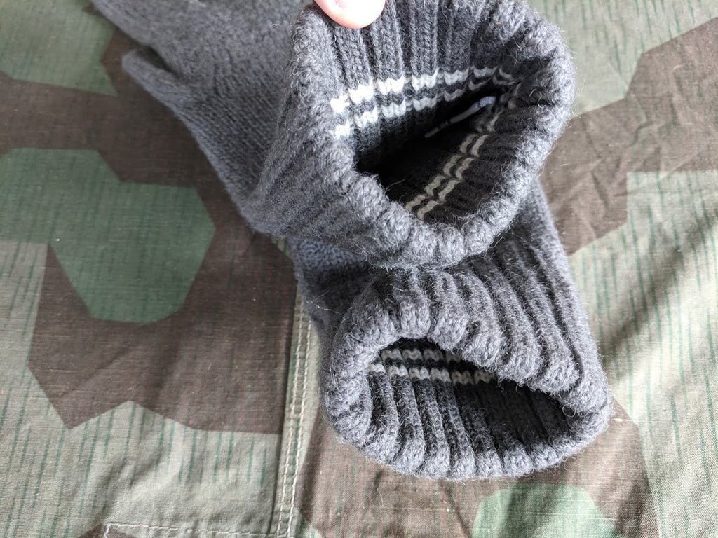 German Size 1 & 2 Gloves — image 3