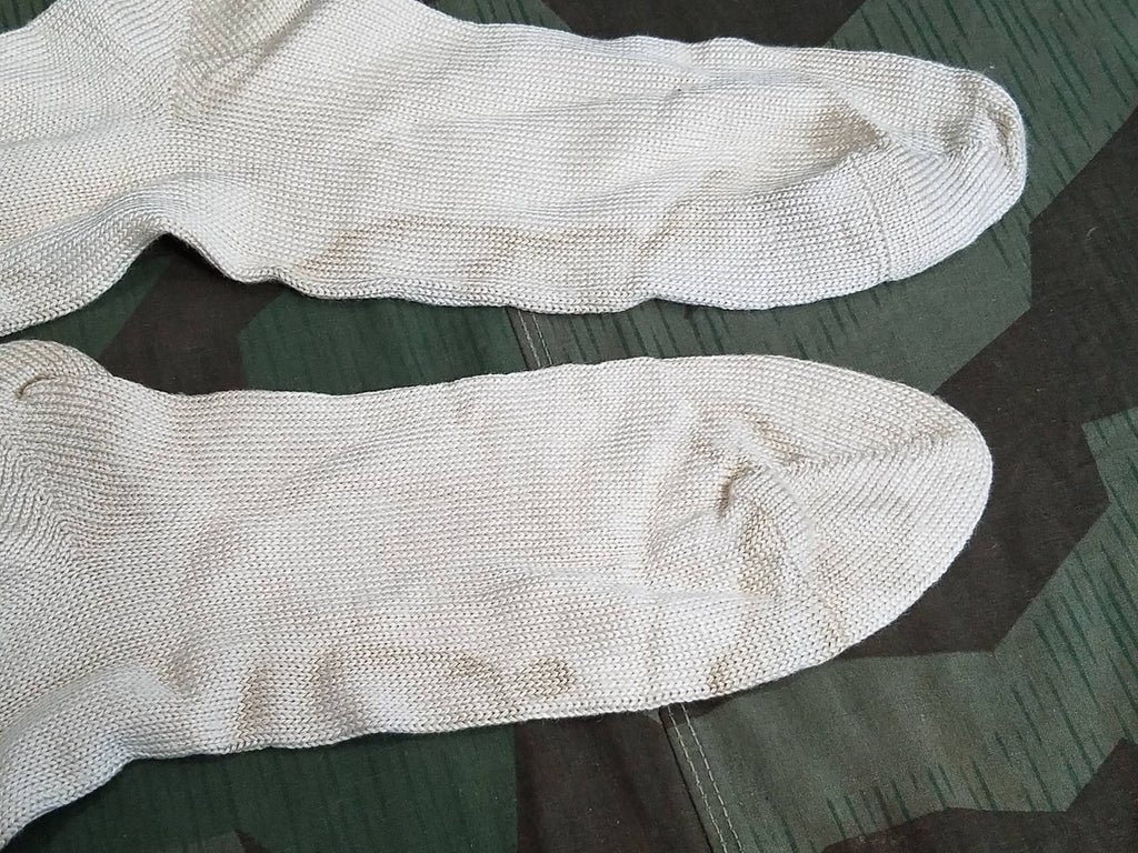 German Cream-Colored Socks Mens Size 11 -12 — image 3