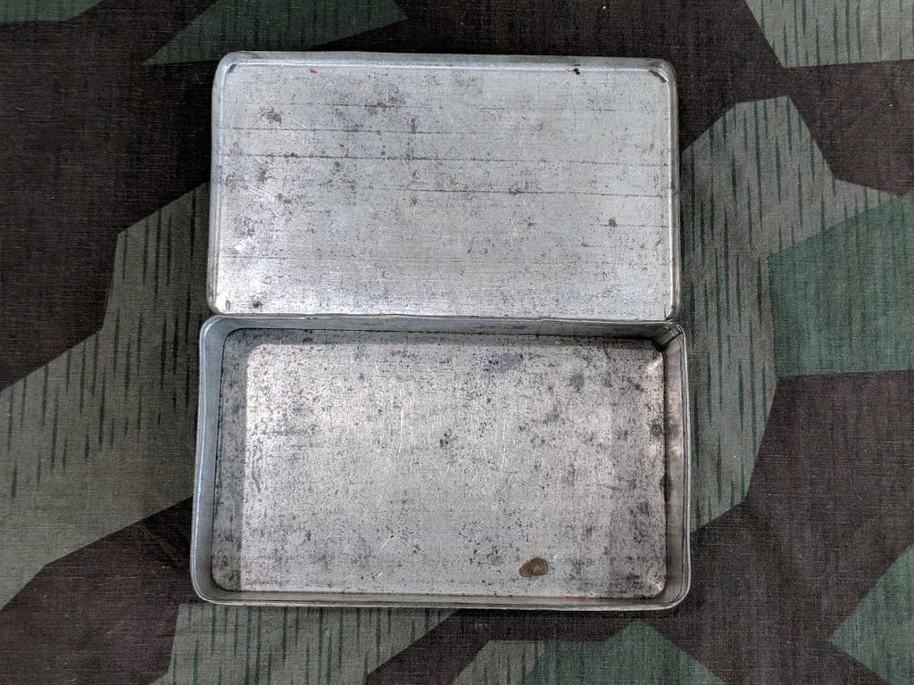 1930's Vacation Apothecary Tin — image 4