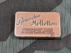 Pyracochin Molletten Lozenge Tin