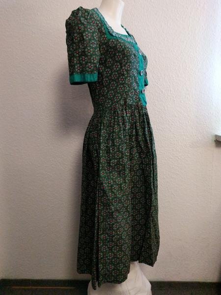 German Green Dirndl Heart Print(B-34' W-28') — image 2