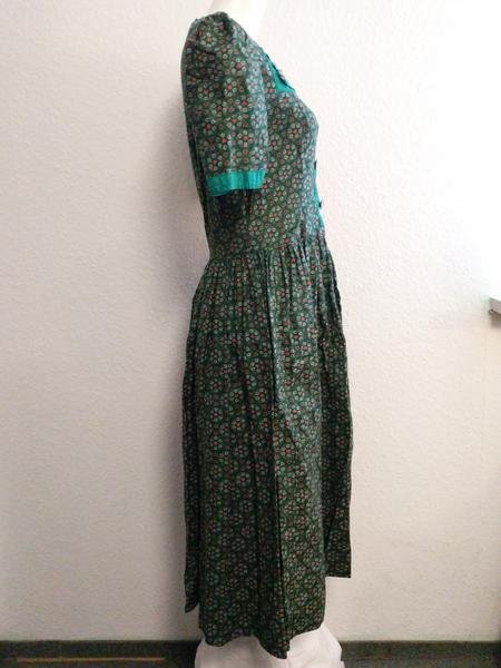 German Green Dirndl Heart Print(B-34' W-28') — image 4