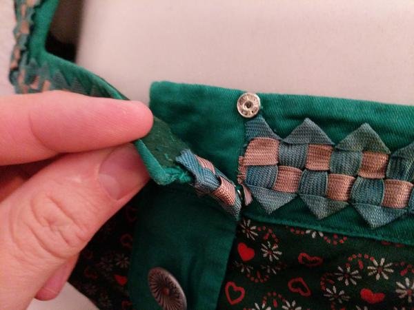 German Green Dirndl Heart Print(B-34' W-28') — image 9