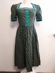German Green Dirndl Heart Print(B-34' W-28')