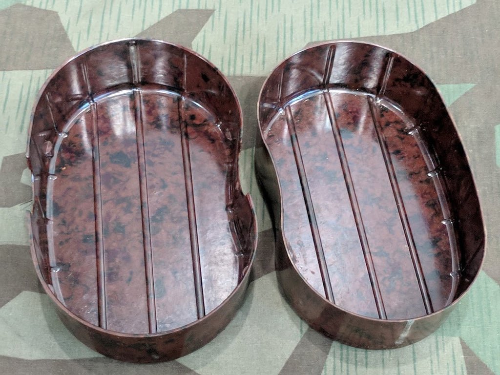 Bakelite Bread Container — image 4