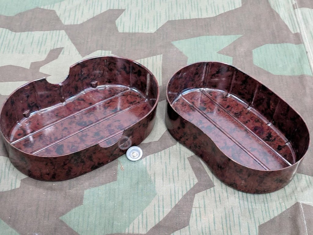 Bakelite Bread Container — image 5