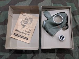 Volksgasmaske Gas Mask in Box
