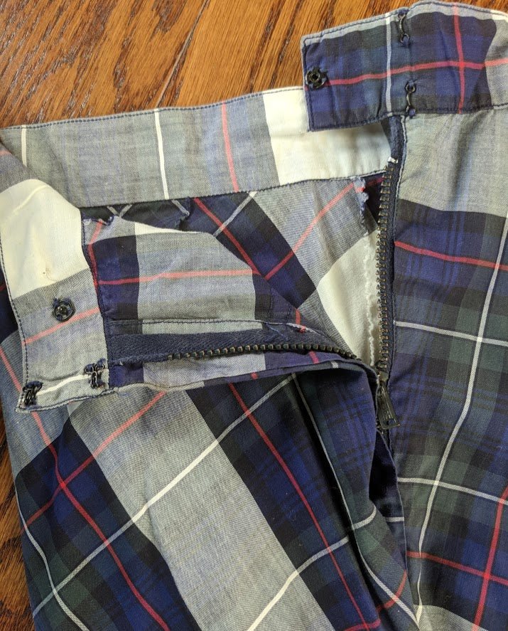 Plaid Outfit: Blouse and Skirt(B-35' W-24' H-36') — image 10