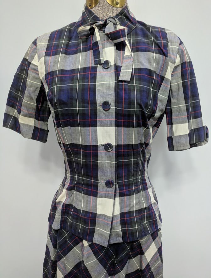 Plaid Outfit: Blouse and Skirt(B-35' W-24' H-36') — image 2