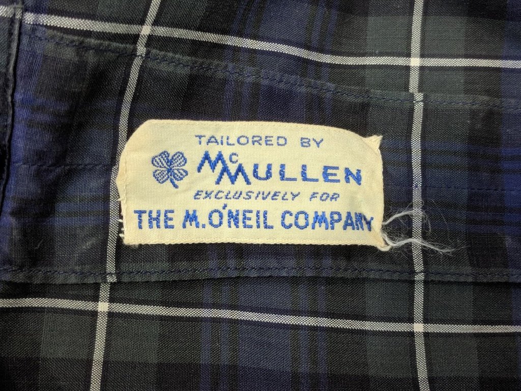 Plaid Outfit: Blouse and Skirt(B-35' W-24' H-36') — image 6