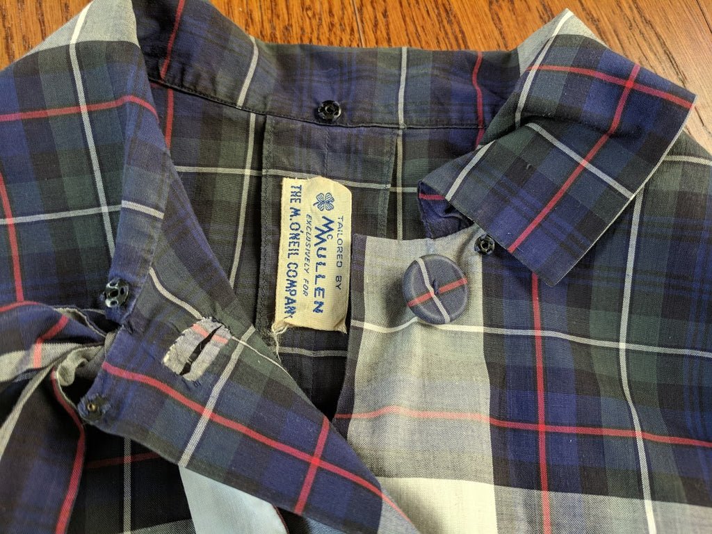 Plaid Outfit: Blouse and Skirt(B-35' W-24' H-36') — image 9