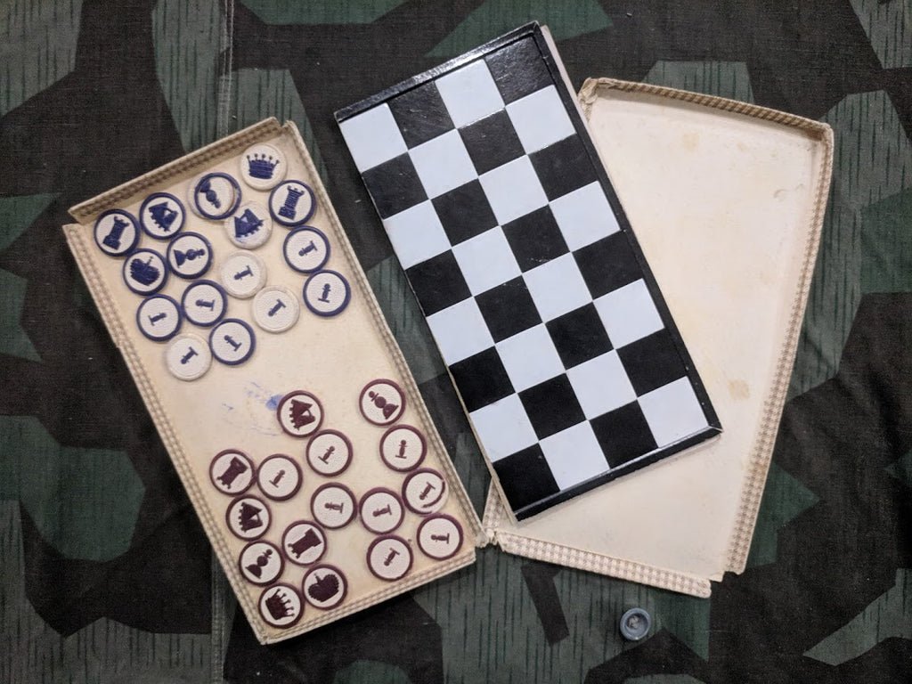 Soldiers Chess Game Set Schach Mühle Dame Complete — image 9