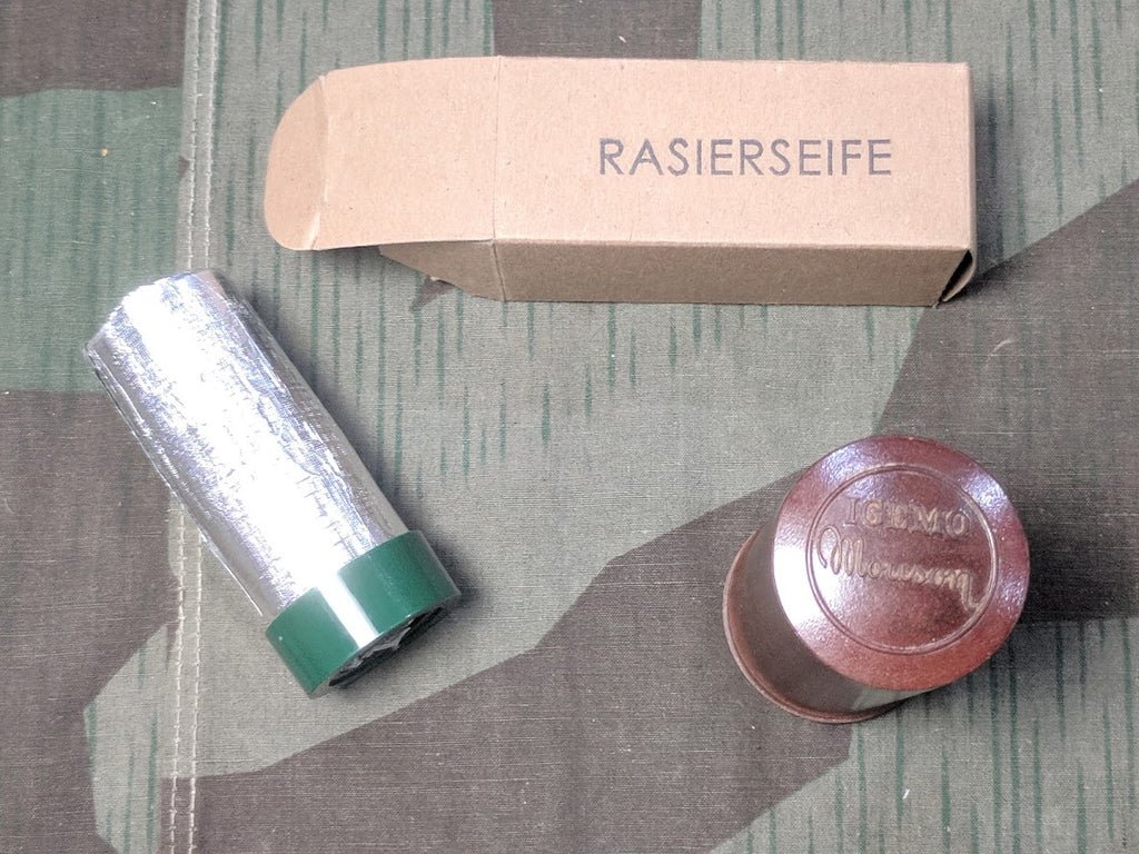 IGEMO Bakelite Shaving Soap Holder w/ Soap — image 2