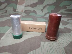 IGEMO Bakelite Shaving Soap Holder w/ Soap