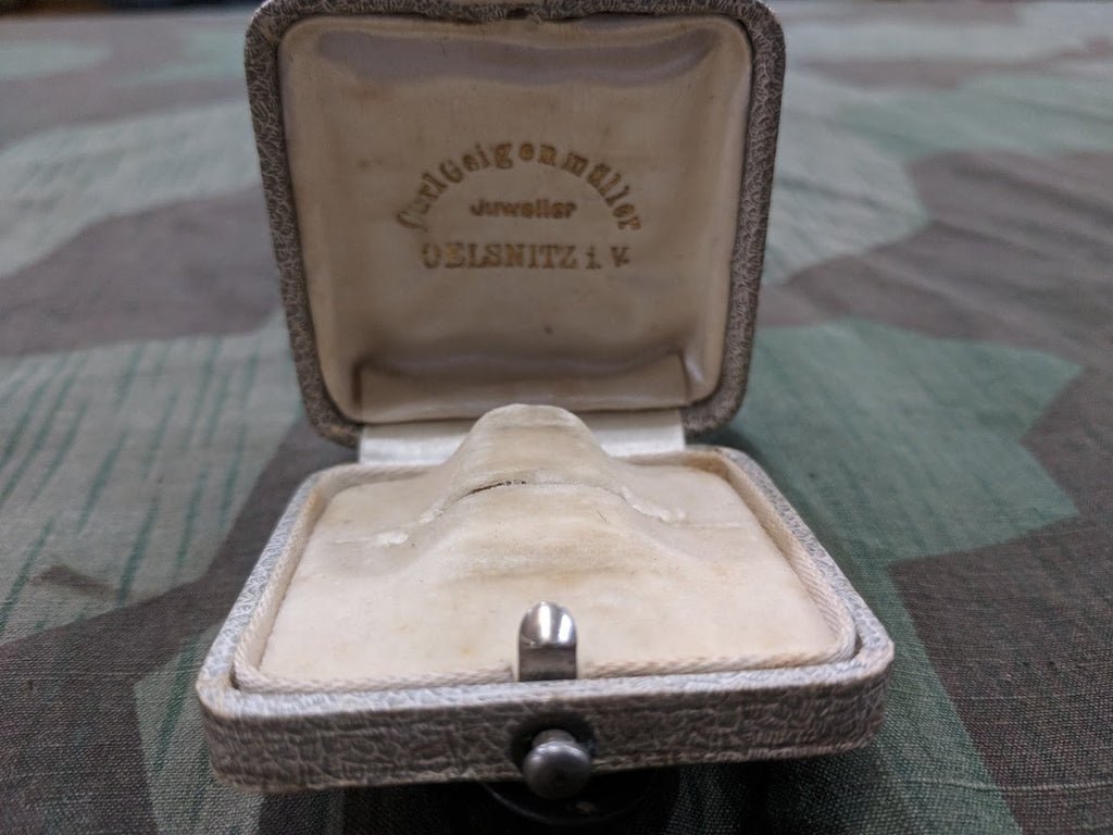 SALE! German Mother of Pearl Brooch in Original Box — image 6