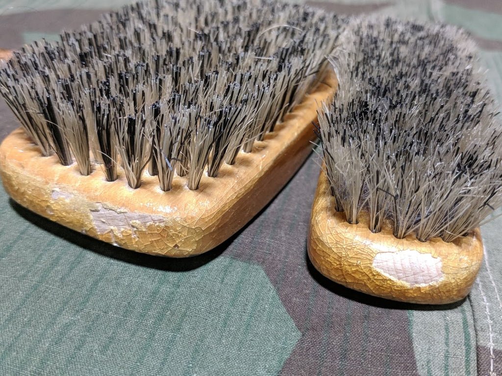 German Complete Travel Hygiene / Shaving Kit — image 11