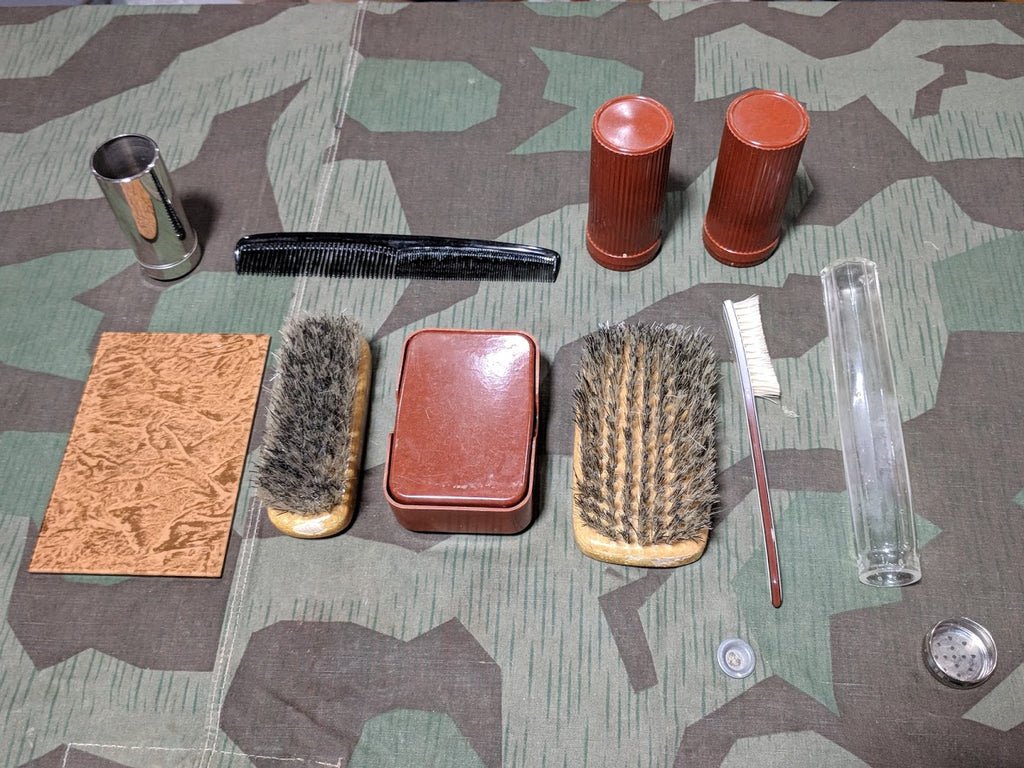 German Complete Travel Hygiene / Shaving Kit — image 2