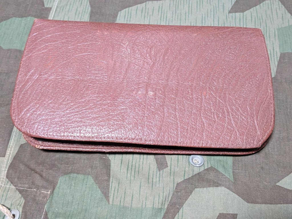 German Complete Travel Hygiene / Shaving Kit — image 4