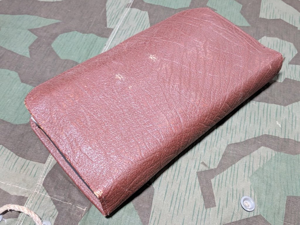 German Complete Travel Hygiene / Shaving Kit — image 5