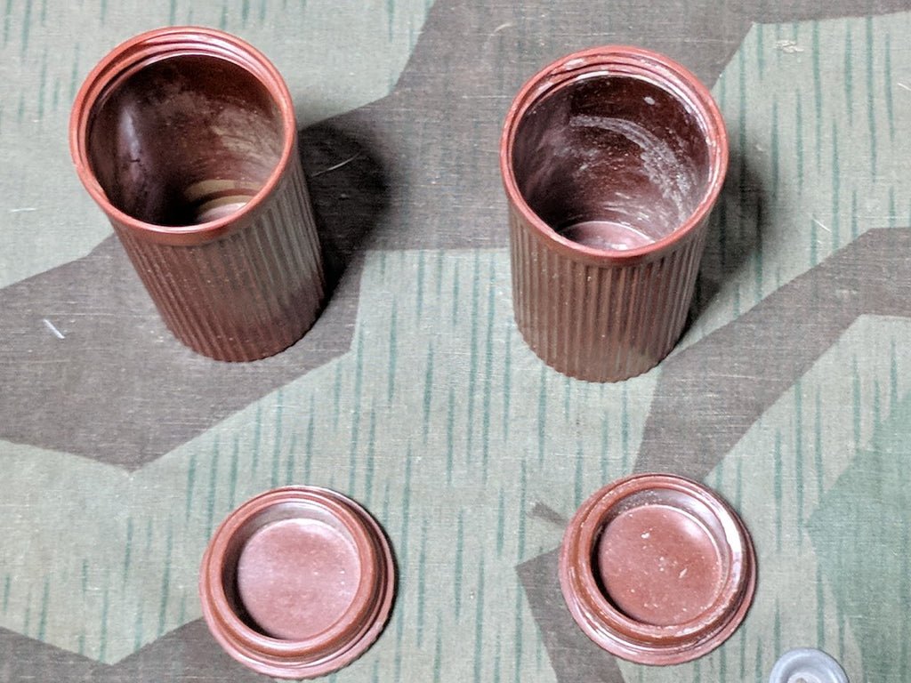 German Complete Travel Hygiene / Shaving Kit — image 6