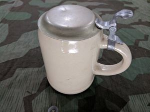 Period 1/2 Liter Beer Krug