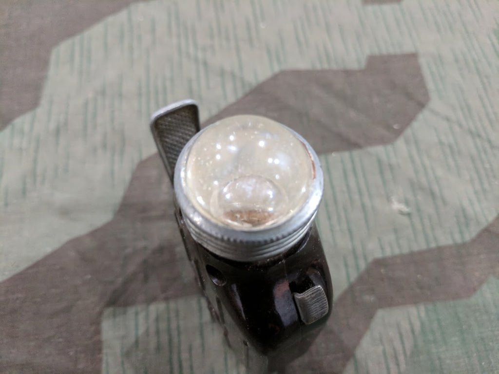 Bakelite Pump Flashlight — image 4