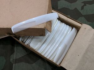 German Large White Plastic Combs