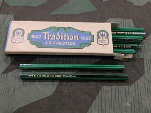 Original Staedtler Grün Green Colored Pencils