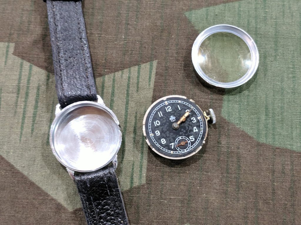 Original Thiel Wristwatch Black Face Second Dial — image 4