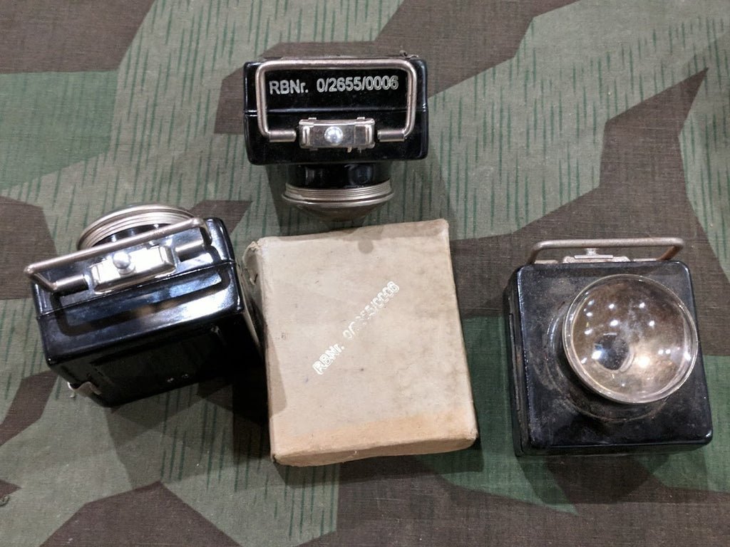 Universal Hand Lampe German Flashlight — image 3