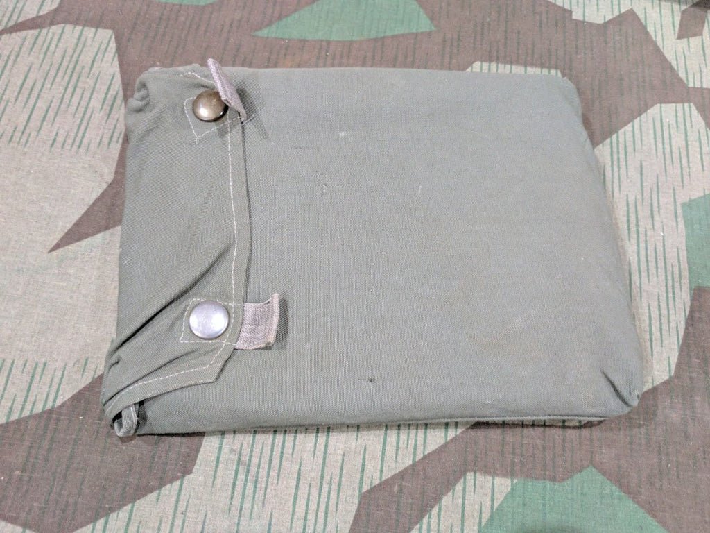 Original Gas Cape in Pouch — image 4