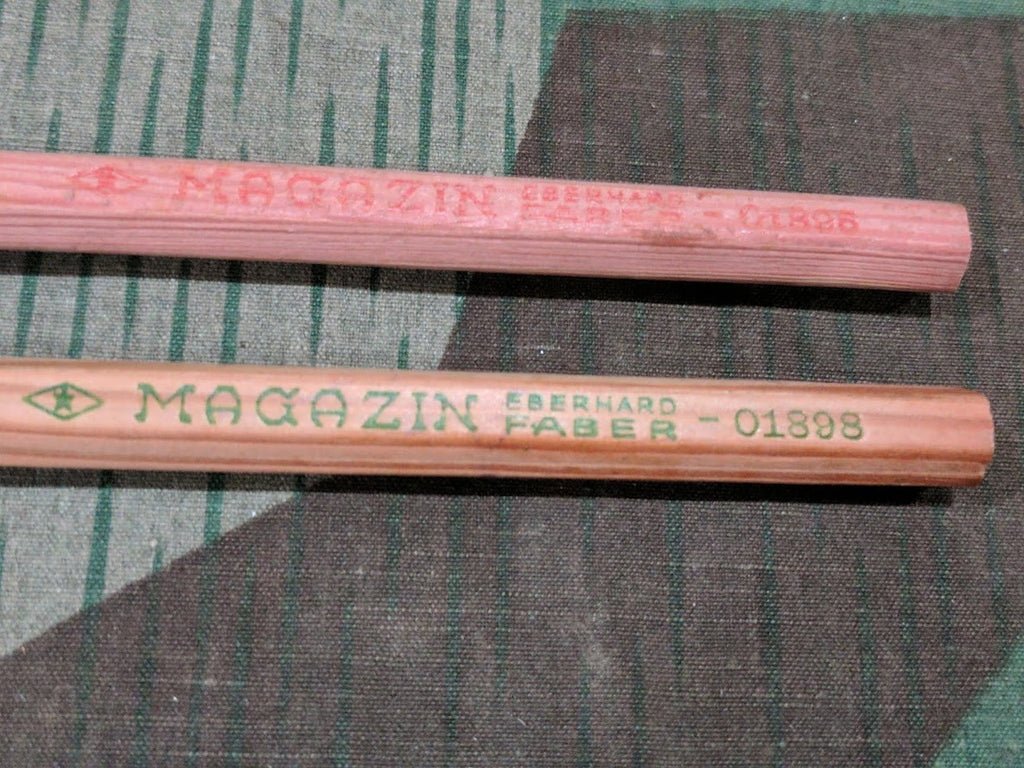 Set of Red and Green Colored Pencils — image 2