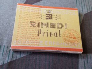 Rimedi Privat Paper Cigarette Box