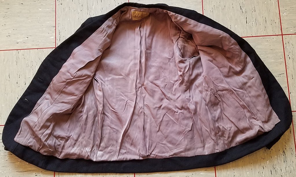 German Black Jacket with 'E.M. Schubert Chemnitz' Label(B-43' W-39') — image 5