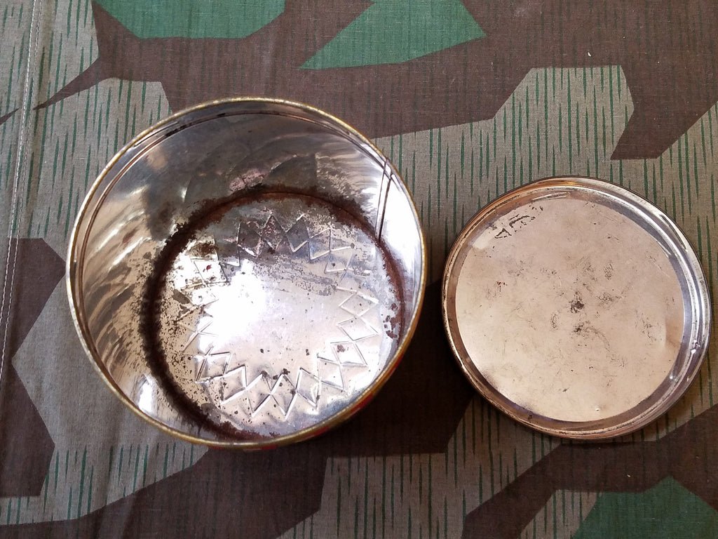 Period Striped Brandt Cookie Tin — image 5