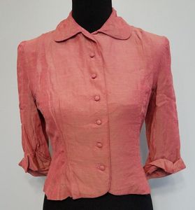 Button Down Pink Blouse(B-36' W-28')