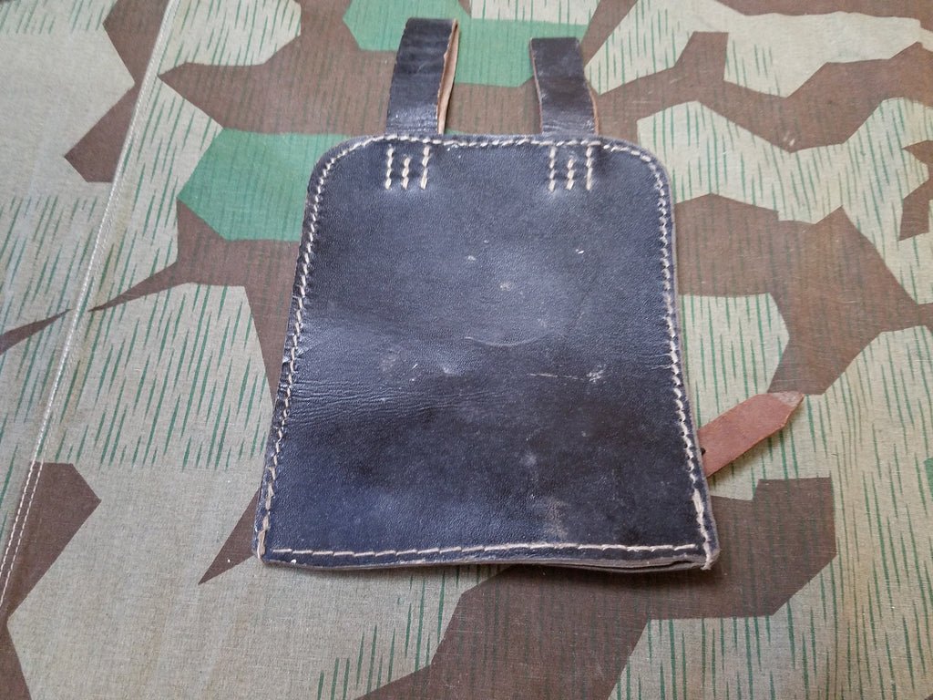 Original 44 Preßstoff Shovel Carrier — image 3