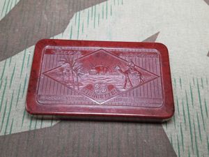Bakelite Container For 25 Cigarettes
